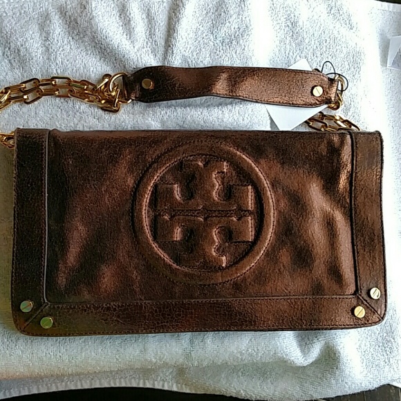 Tory Burch Handbags - Metallic leather Tory Burch Reva shoulder bag